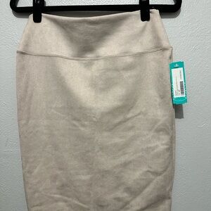 Elegant Suede Cream Skirt